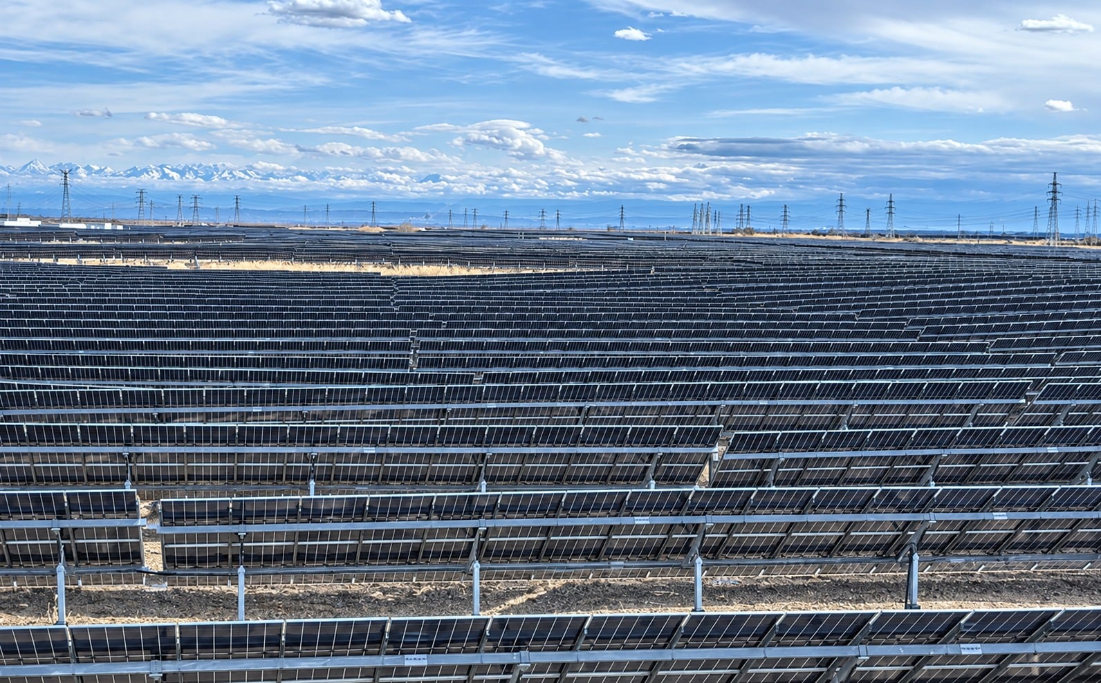 XPCC Northern Xinjiang Shihezi 1,000MW Project and Tianfu 400MW Project